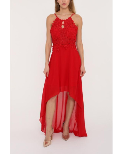 Robe de cocktail, longue derrière courte devant, Rouge