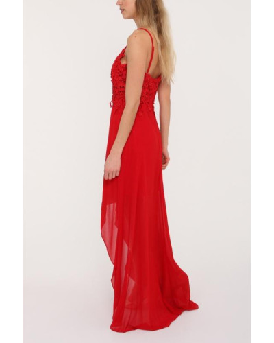 Robe de cocktail, longue derrière courte devant, Rouge