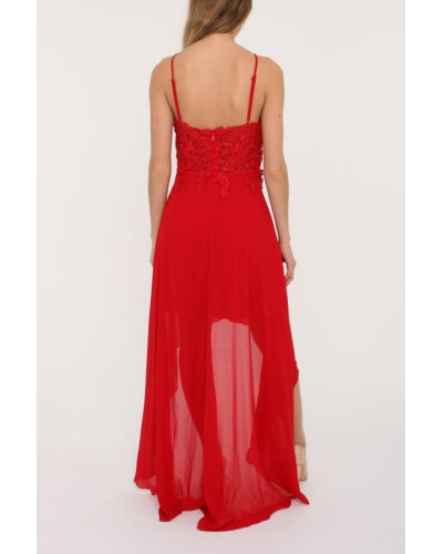 Robe de cocktail, longue derrière courte devant, Rouge