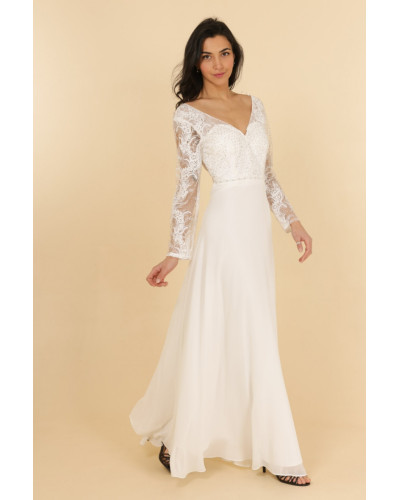 Robe de cocktail en dentelle et strass, Blanche