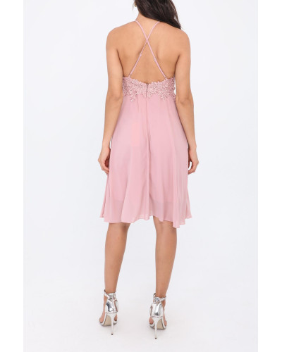 Robe courte de cocktail, rose pâle