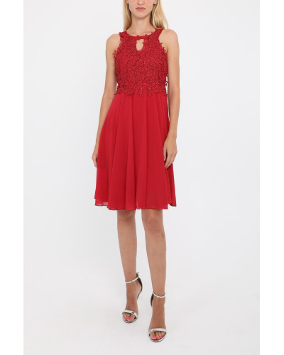 Robe courte de cocktail, Rouge